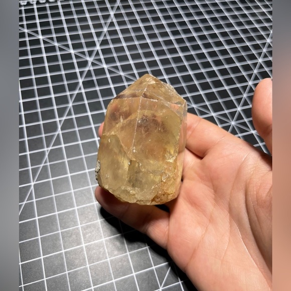 Natural Citrine Raw Point from Congo - Picture 2 of 12